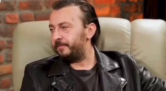 Sanatçı Ali Altay,: 