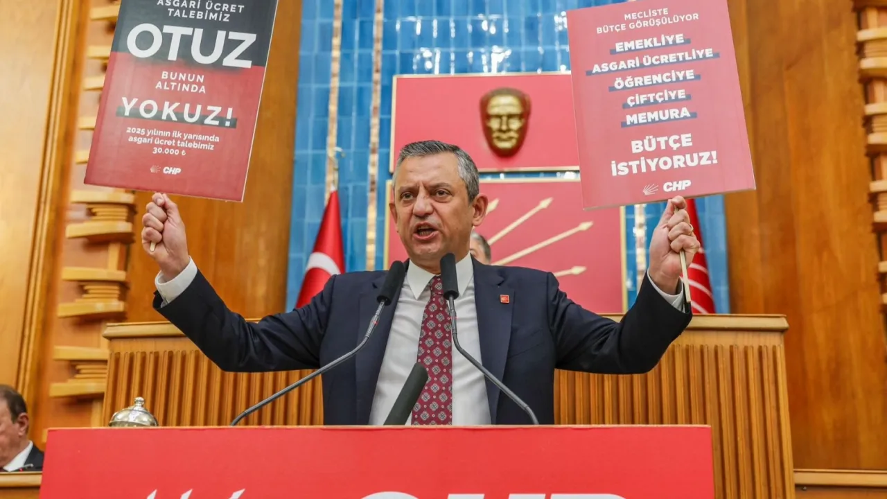 Özgür Özel: Emekçiye hezimeti yaşatarak sefalet ücreti dayatıldı