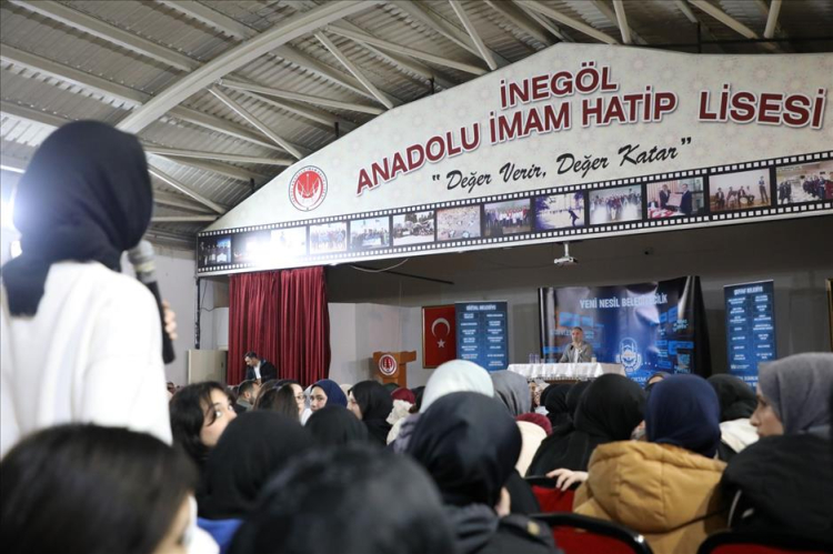 Bursa İnegöl'de Başkan Taban'dan 'Genç Bakış'a devam