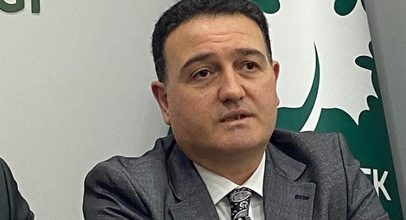 Yapılan Hizmete Utanç Duvarı Diyeceğine Yapanları Rahmetle an