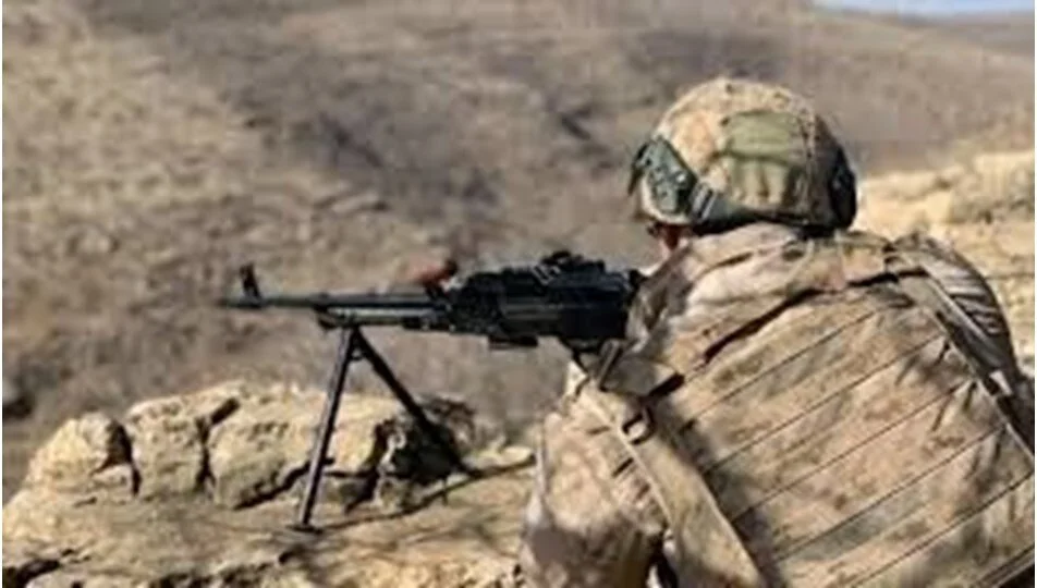 Kuzey Irak ve Suriye'de 8 terörist etkisiz