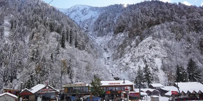 Ayder Yaylası’nda Kar Yağışı Turizmi Etkiledi