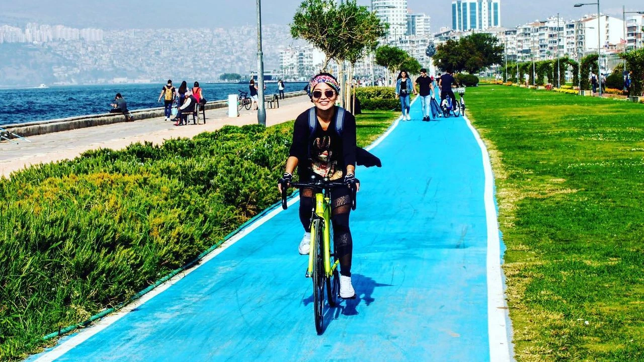 İzmir'de bisikletle pazar keyfi başlıyor