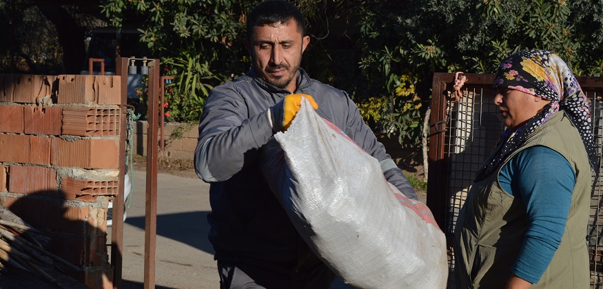 Konyaaltı Belediyesi'nden çiftçilere yakıt desteği
