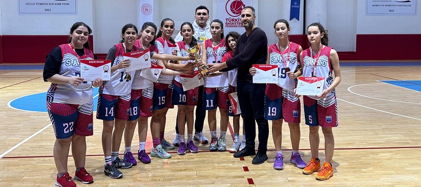SANKO OKULLARI BASKETBOLDA ŞAMPİYON OLDU
