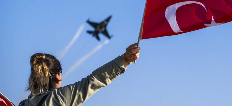  Vahap Seçer: “Mersin’imiz; Cumhuriyet’in güzel, çağdaş, modern ve aydınlık yüzü”