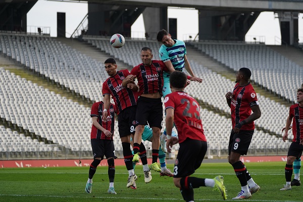 Çaykur Rizespor Kupa’da Karagümrük’ e Takıldı 0-1