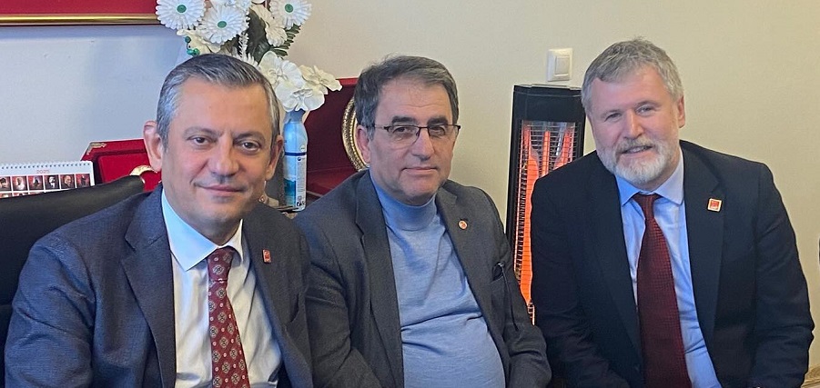 CHP Rize İl Başkanı Saltuk Deniz, Genel Başkan Özgür Özel ile Erzurum’da Görüştü