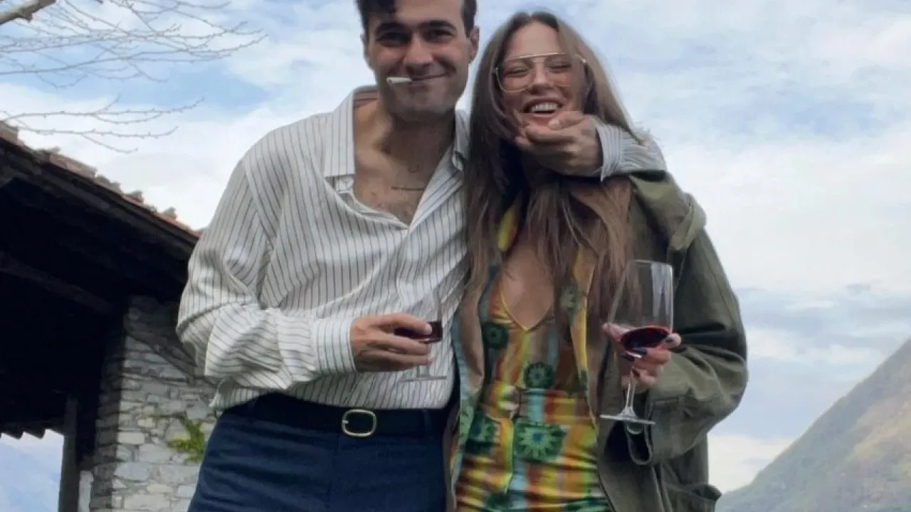 5 Milyon Dolarlık Reklam Aşkı Mı? Serenay Sarıkaya ve Mert Demir İfade Verecek!