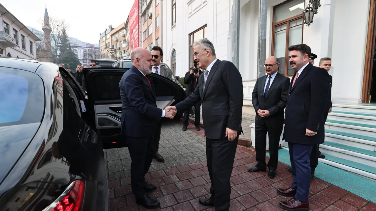 İçişleri Bakan Yardımcısı Bursa'da... Valilikte halef-selef buluşma