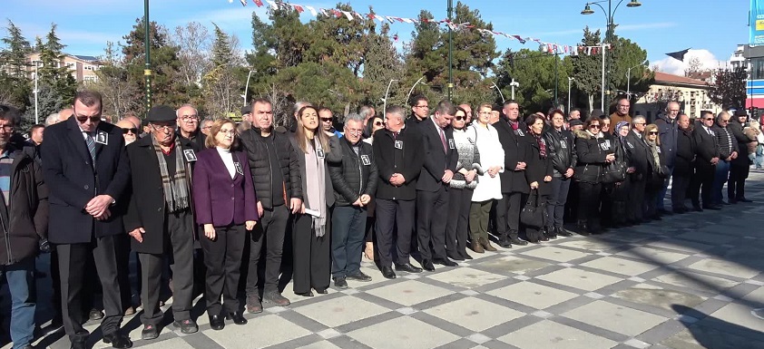 Burdur’da Uğur Mumcu ve demokrasi şehitleri anıldı