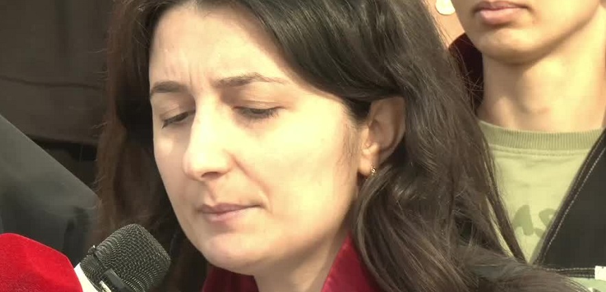 İzmir'de avukatlardan Fırat Epözdemir'in tutuklanmasına tepki: