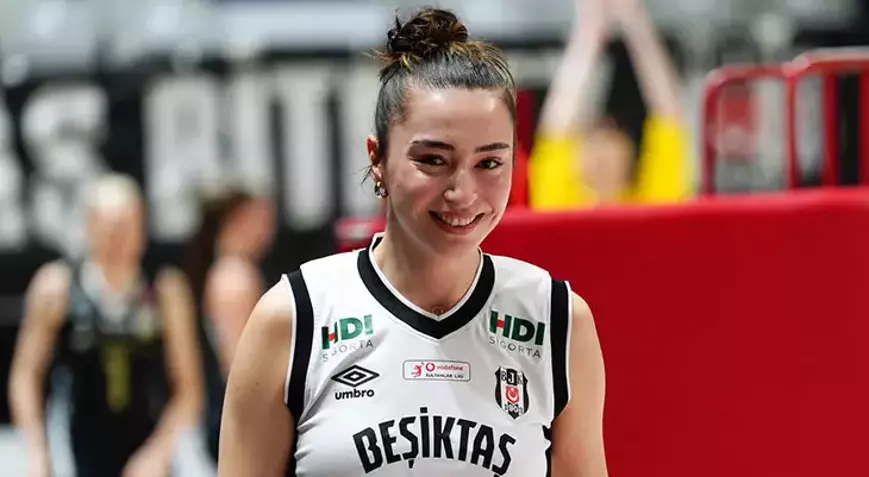 Beşiktaş'ta Saliha Şahin'den ayrılık kararı! İşte yeni kulübü