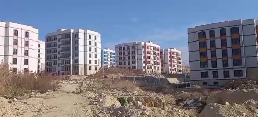 Şanlıurfa Birecik TOKİ'de yaşayan depremzedeler sorunlarının çözülmesini bekliyor