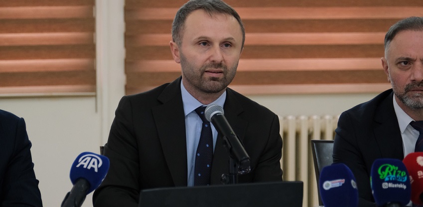 Rektör Yılmaz Gazetecilerle Bir Araya Geldi