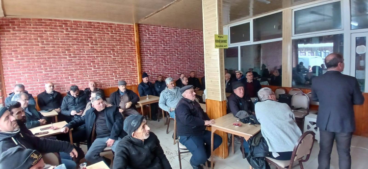 Bilecik Pazaryeri’nde velilere o model kahvehanede anlatıldı