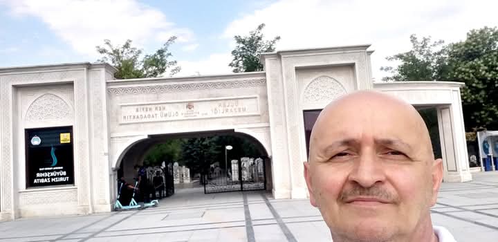 Konya'da Tarihi Üçler Mezarlığı Mevlana'dan Sonra En Çok Ziyaret Edilen Yer