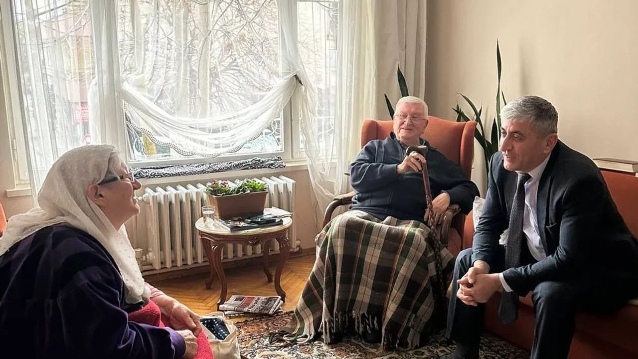 Sakarya Büyükşehir kapıları aşındırıp yürekleri ısıtıyor