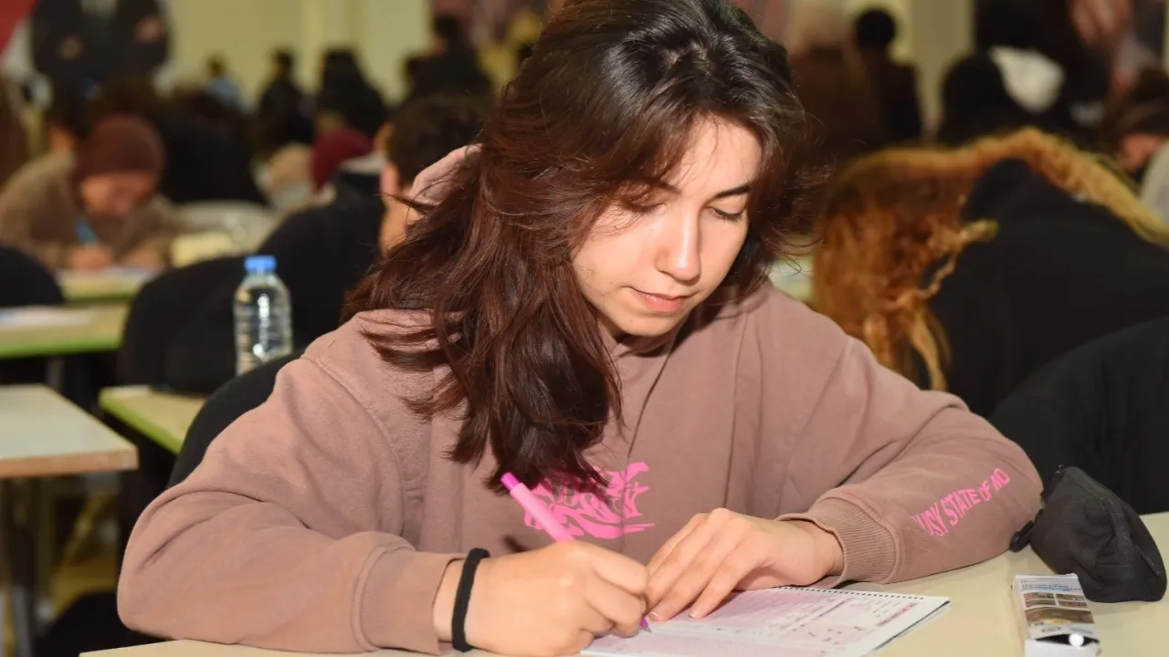 Üsküdar Belediyesi'nden YKS öğrencilerine destek