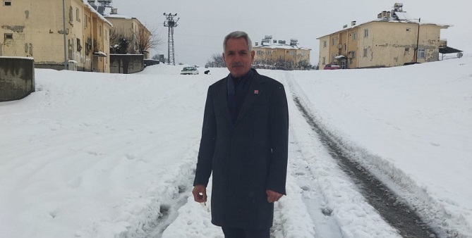 BAŞKAN AKDAĞ: 