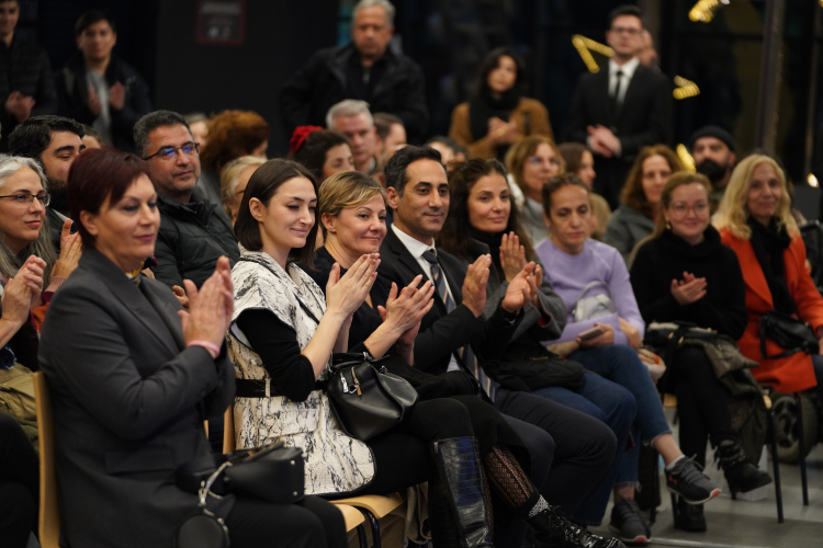 İstanbul’da sanat buluşmaları Ercan Kesal ile başladı
