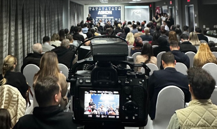 ABD'de ilk iş ve aile kampı büyük ilgi gördü!