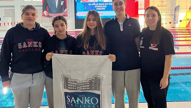 SANKO OKULLARI YÜZME TAKIMI BÖLGE ŞAMPİYONU OLDU