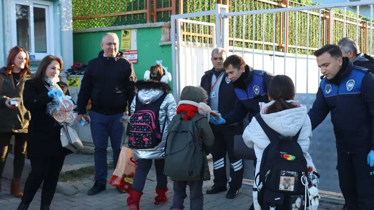 İzmir Güzelbahçe'den İmece örneği