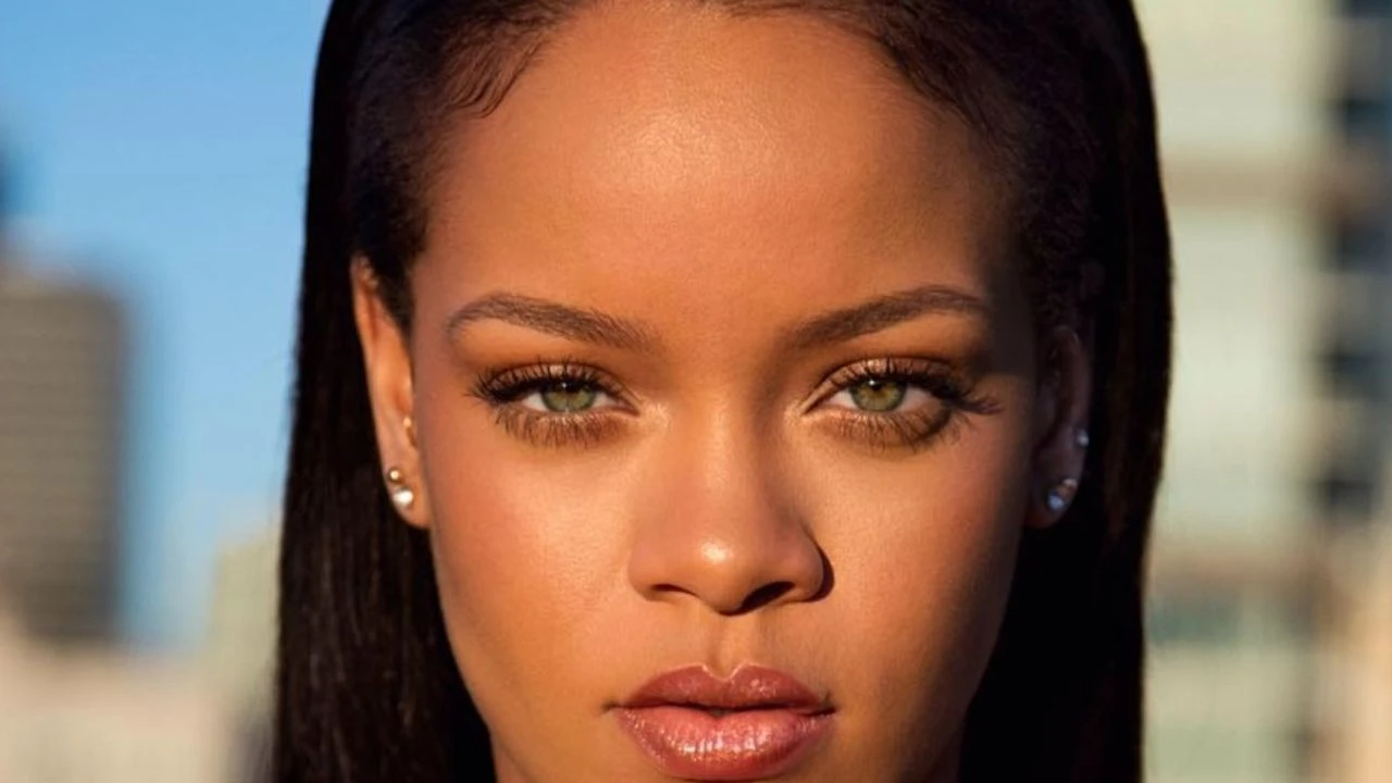 Rihanna’dan Çarpıcı Açıklama! 