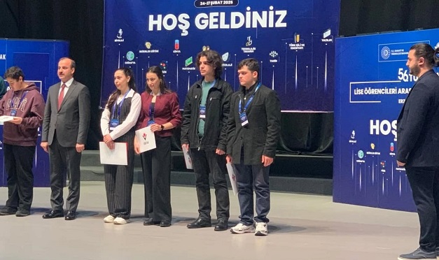 Kalkandere Anadolu İmam Hatip Lisesi, TÜBİTAK Bölge Finallerinde Üçüncü Oldu