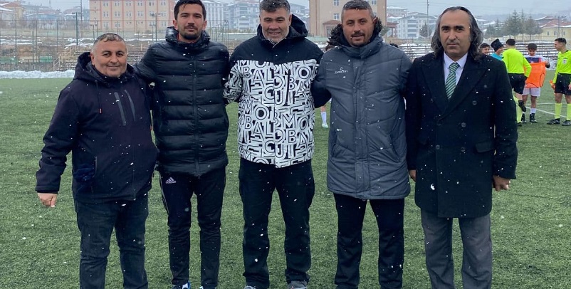 AKDAĞMADENİ GÜCÜ SPOR U16 TAKIMINDAN ÖRNEK FAIR-PLAY DAVRANIŞI