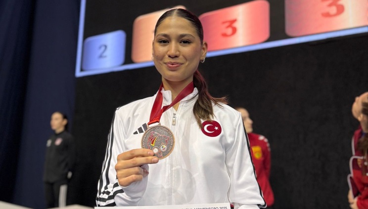 Zümra Rezzan Balkan Şampiyonası’nda podyuma çıktı!