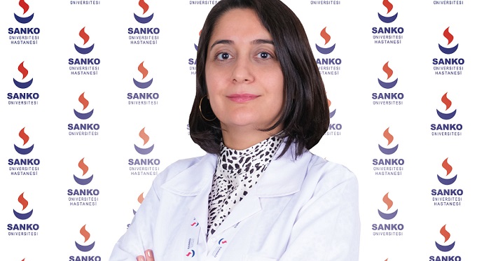 FİZİKSEL TIP VE REHABİLİTASYON UZMANI DR. EMİNE KOLU, SANKO ÜNİVERSİTESİ HASTANESİ’NDE