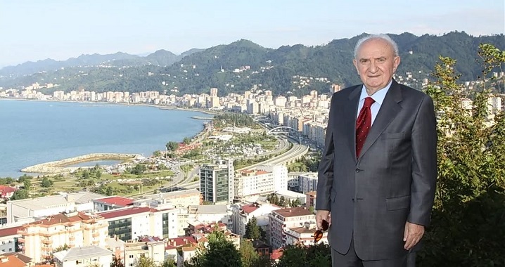 Rize Eski Milletvekili Ahmet Kabil Anılarını Kitaplaştırdı