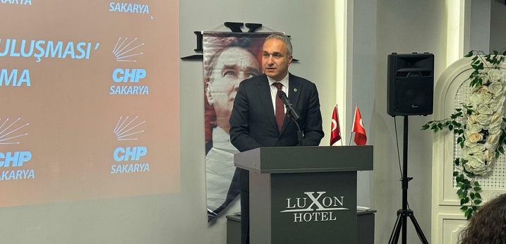 Suat Özçağdaş: 