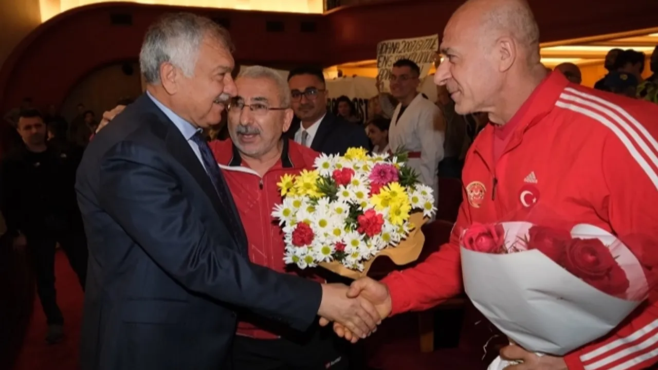 Adana Büyükşehir'den amatör spra dev destek