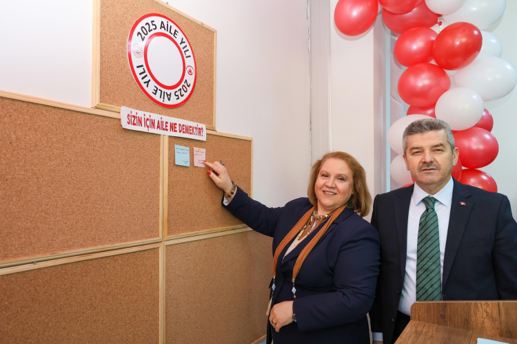 Artvin'de paydaşlar 'aile' için toplandı