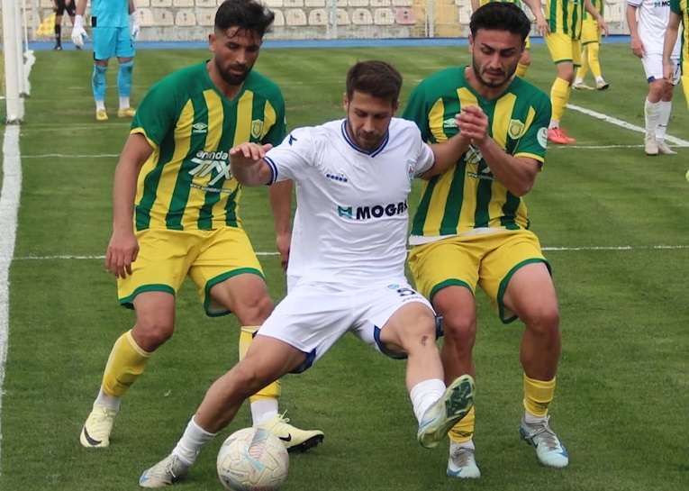 Pazarspor, Osmaniyespor Deplasmanından Mağlubiyetle Döndü: 3-2