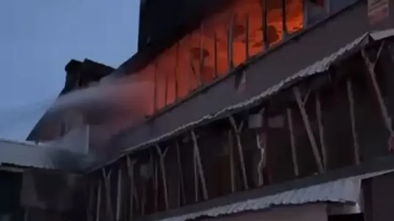 Uludağ'da kapalı otelde yangın! 2 ölü