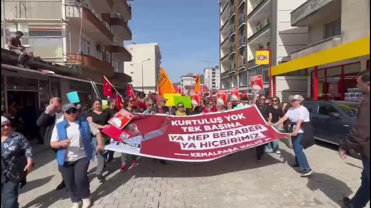 Artvin Kemalpaşa'da, Ekrem İmamoğlu'na destek eylemi