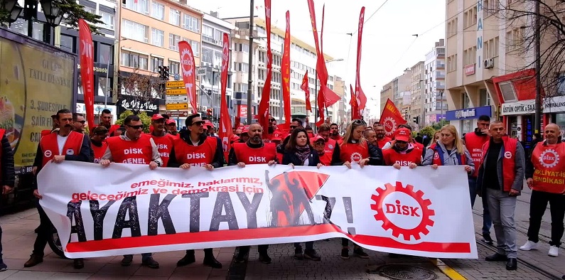 DİSK’ten Eskişehir’de yürüyüş: 