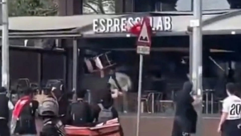 İstanbul'da boykot listesindeki kafeye saldırı: 4 gözaltı