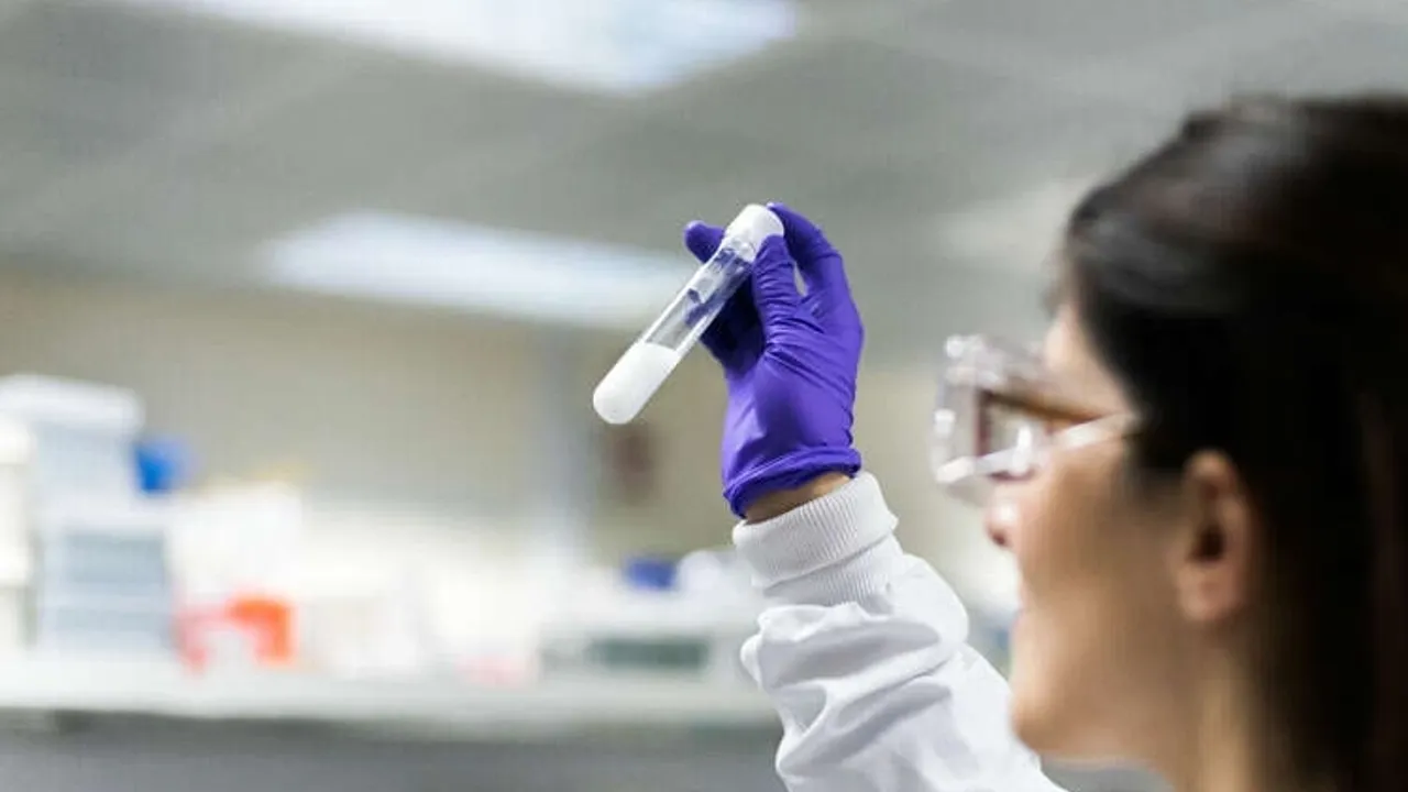 AstraZeneca'dan Çin'e 2,5 milyar dolarlık yatırım... Çin'deki ilk ve tek aşı üretim tesisi olacak