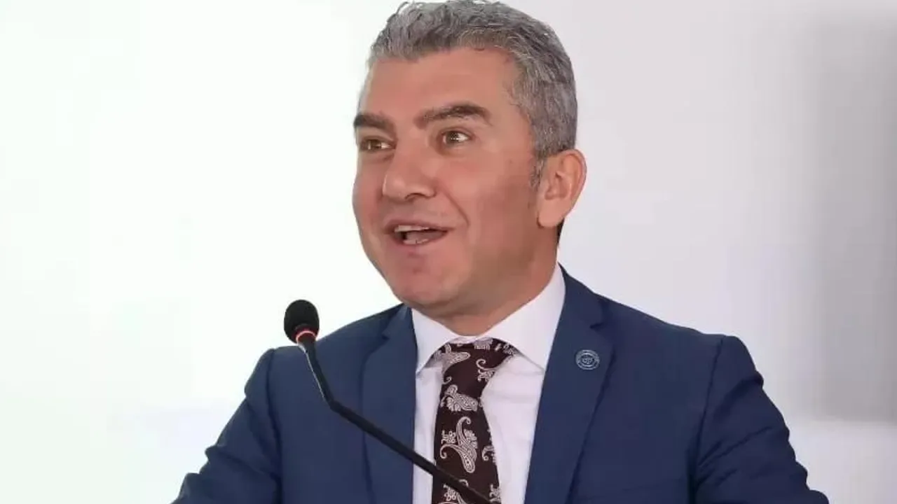 Hürriyetçi Eğitim Sen: Alım gücü her dakika düşüyor