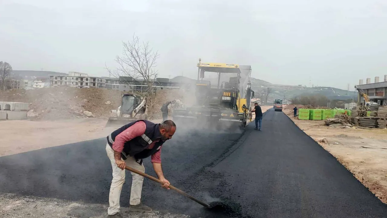 Kocaeli Kartepe'de Gülümser Sokak yenileniyor