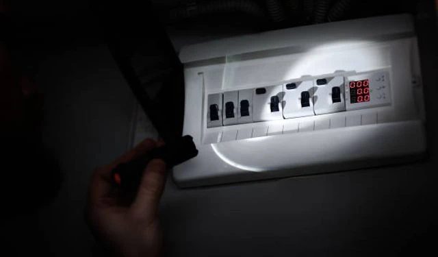 Afyonkarahisar 6 Nisan 2025 Pazar elektrik kesintisi yaşanacak. Elektrik kesintisi olan mahallelerin tam listesi