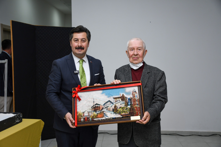 Bursa'da Yenişehir Belediyesi 6’ncı Kitap Fuarı kapılarını açtı