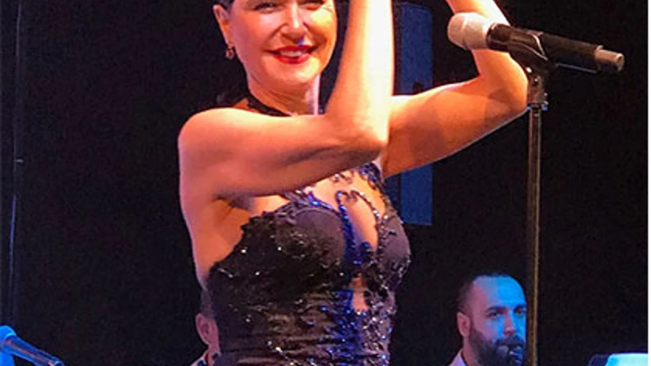Şevval Sam, Volkan Konak’ın Hayatını Kaybettiği Sahnede: “En Zor Konserimdi”