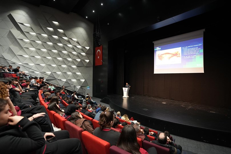 Büyükşehir’den deprem ve afet yönetimi söyleşisi