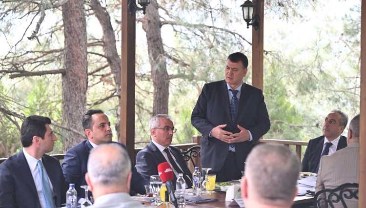 BTSO’nun mesleki eğitim projelerine MEB övgüsü...  